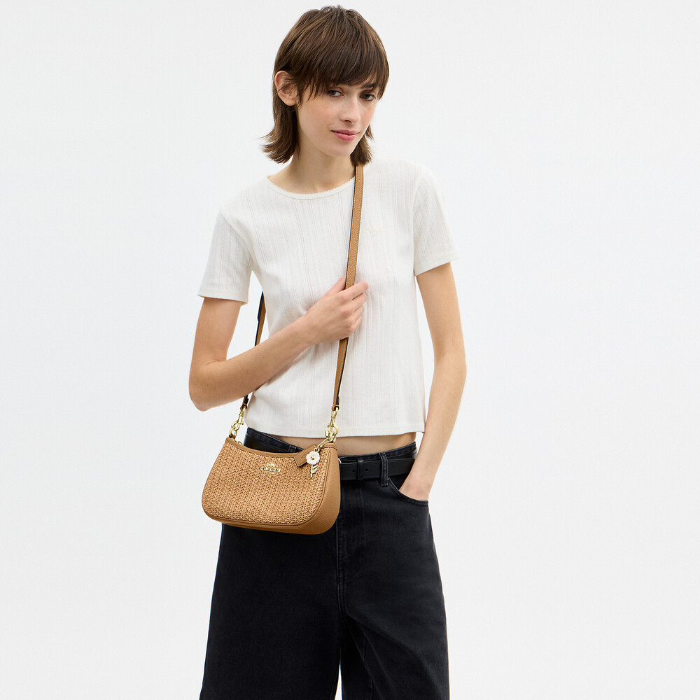 Coach Outlet Teri Shoulder Bag With sunflower Charm ☀️ - Picture 7 of 15